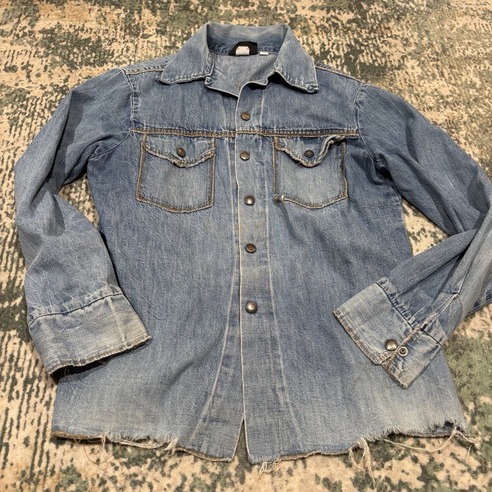 Vintage 1970s Twister denim shirt Snap Distressed  Men's Medium